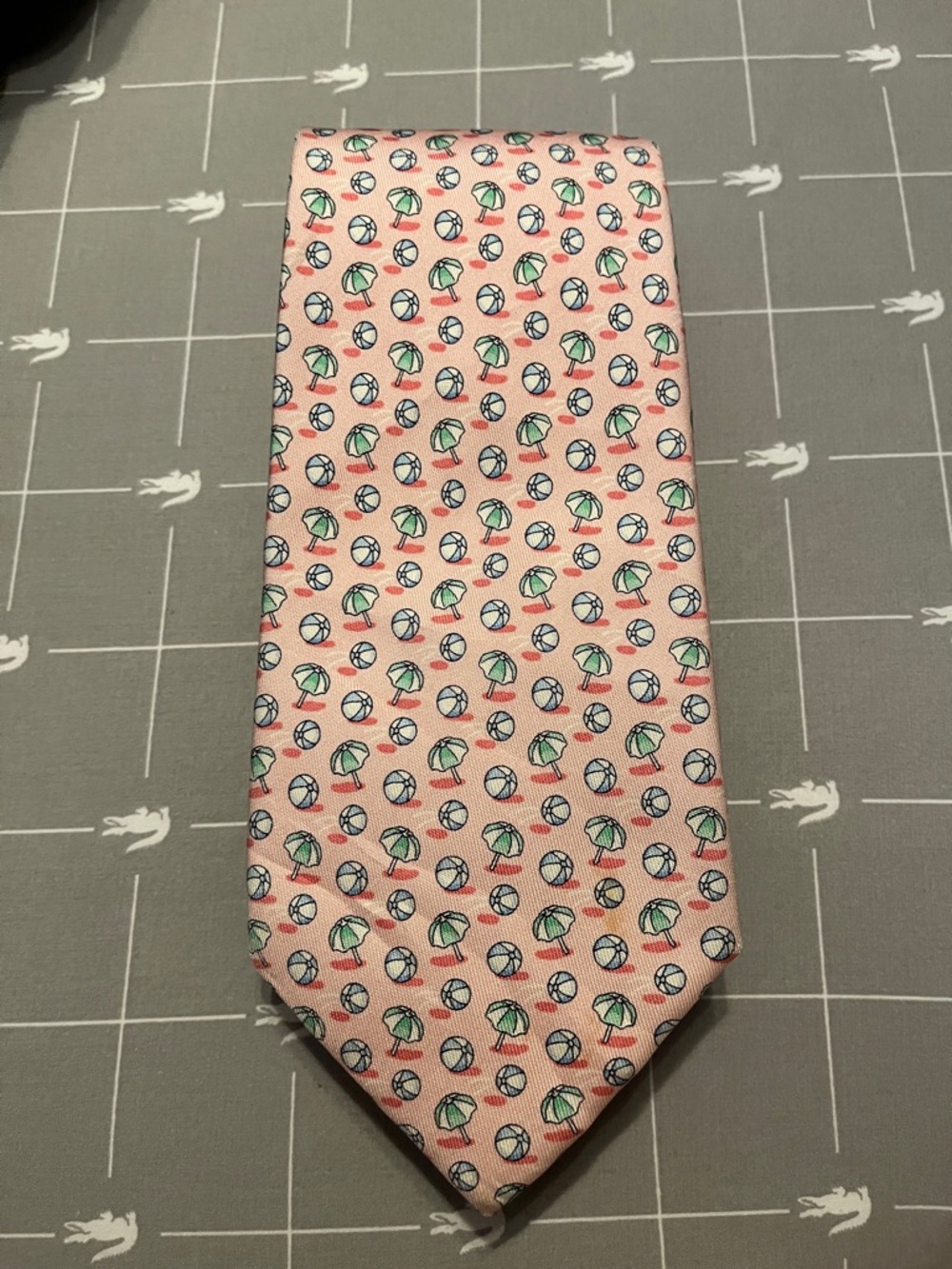 Vineyard Vines Pink Silk Tie with Beach Ball & Umbrella Motif